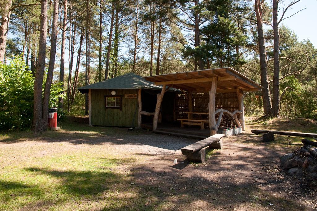 Tehumardi Camping Salme Exterior photo