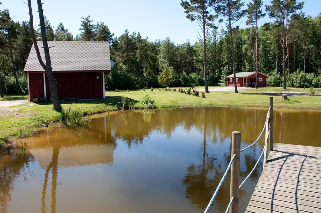 Tehumardi Camping Salme Exterior photo